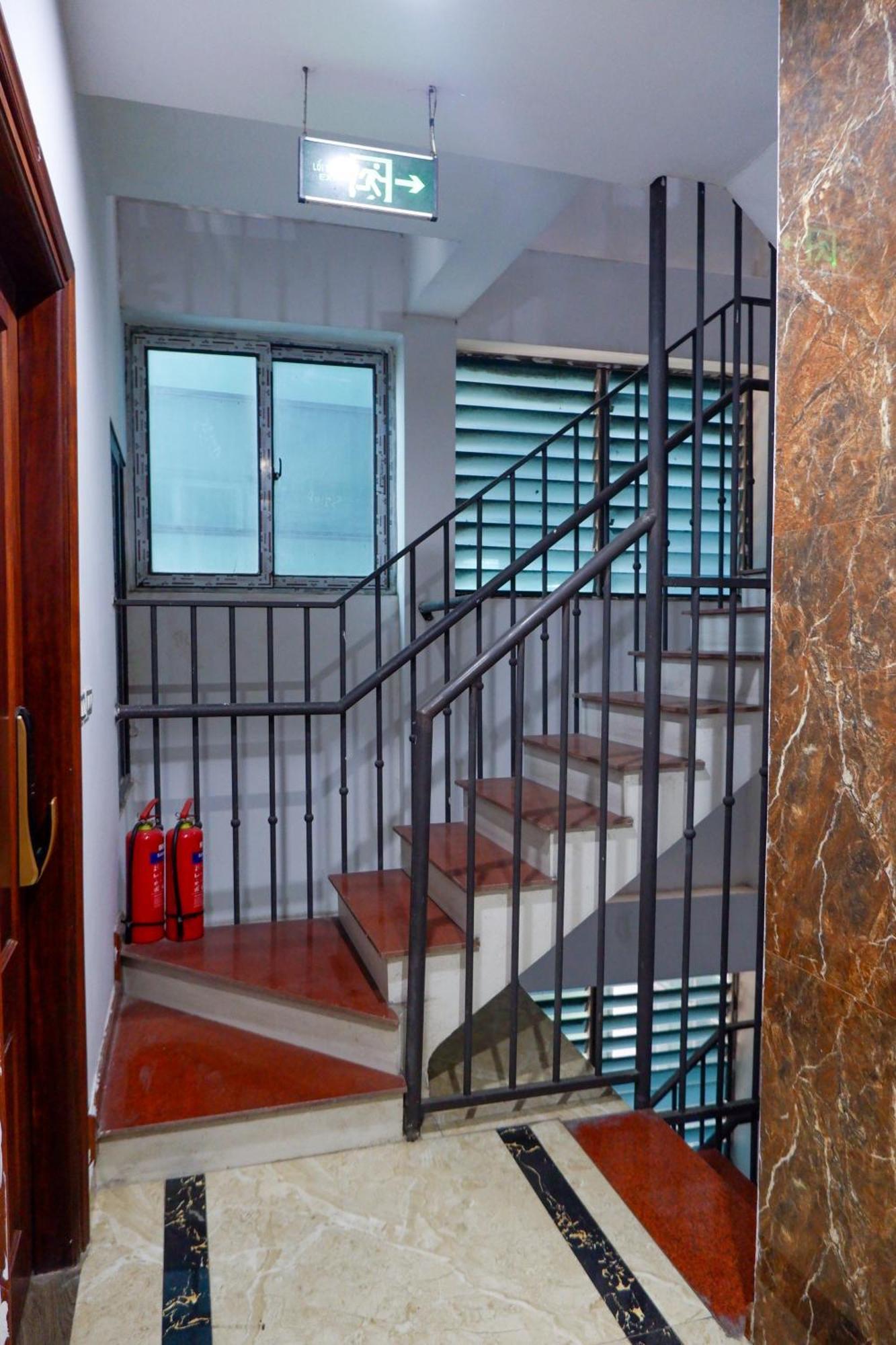 Tago Hotel 3*